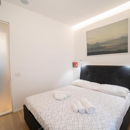 Navigli-Centro-Universita, Amazing New Apartment Milán Exterior foto