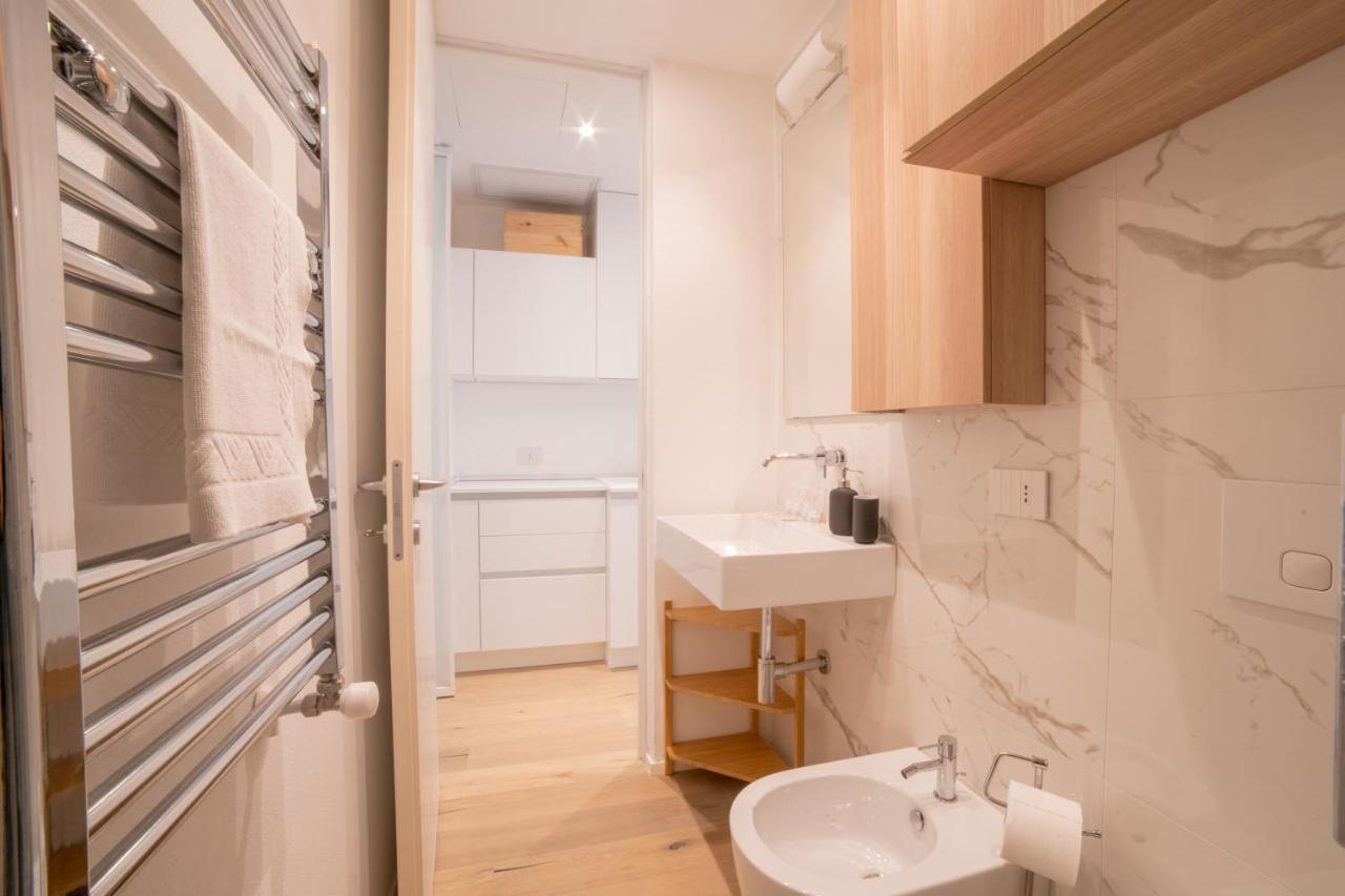 Navigli-Centro-Universita, Amazing New Apartment Milán Exterior foto
